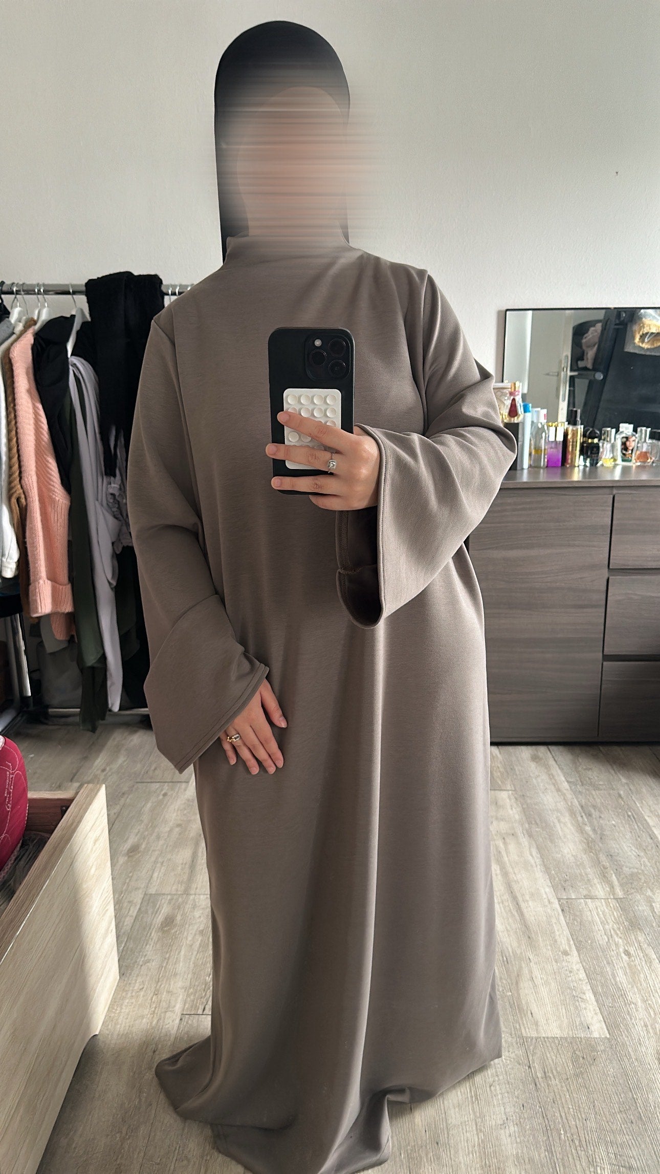 Robe Zayna
